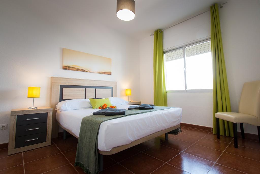 Holidays2Torremolinos Apartamento De 3 Dormitorios Con Terraza Y Piscina Comunitaria Екстериор снимка