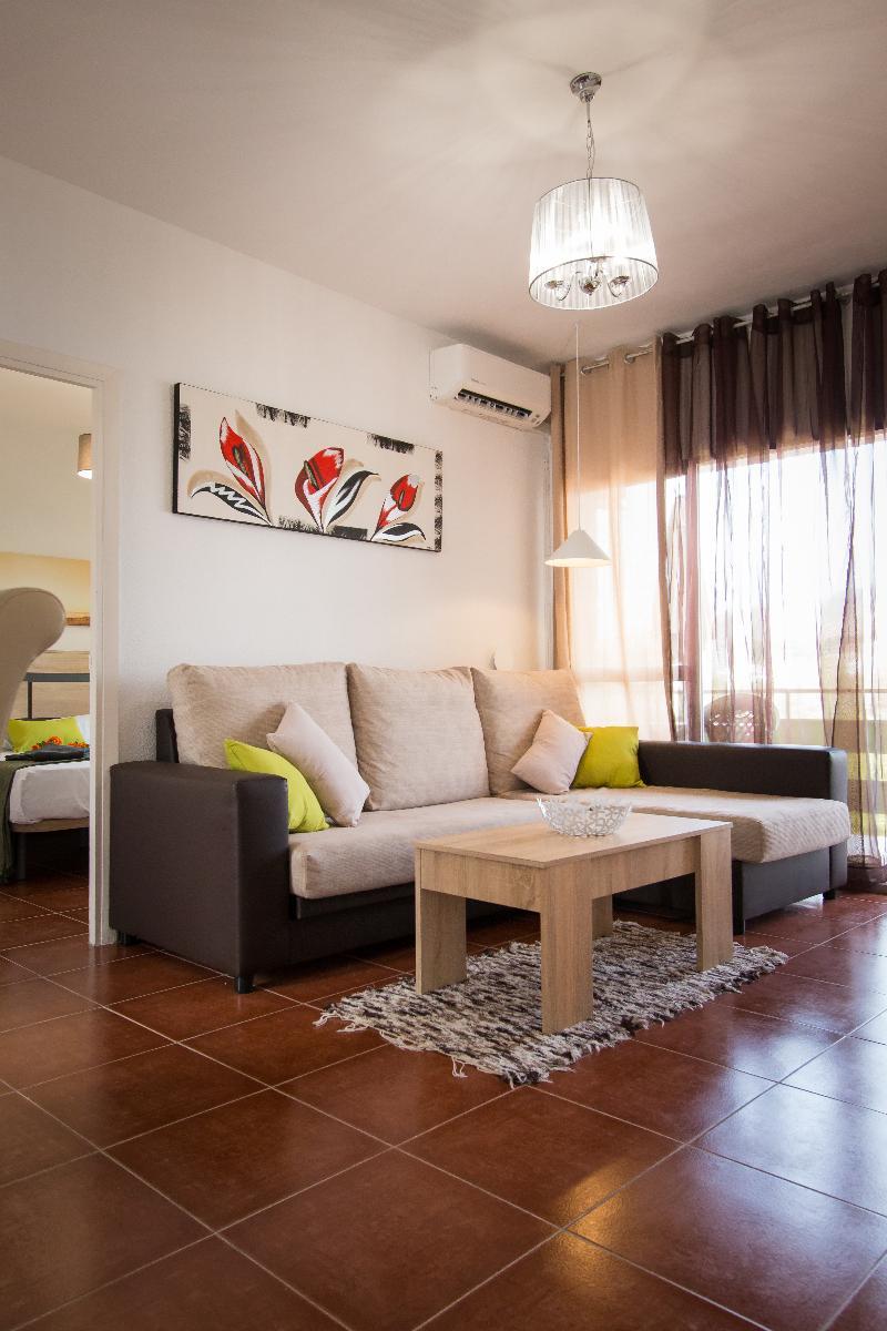Holidays2Torremolinos Apartamento De 3 Dormitorios Con Terraza Y Piscina Comunitaria Екстериор снимка